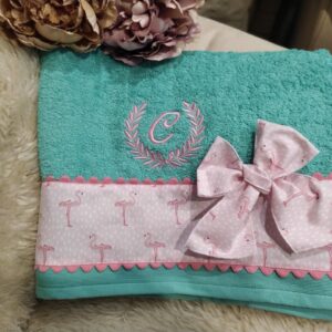 Toalla personalizada modelo flamencos