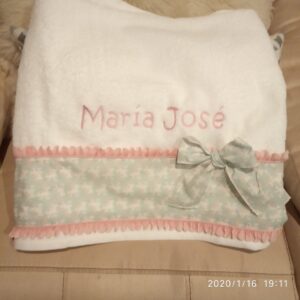 TOALLA PERSONALIZADA MODELO UNICORNIO