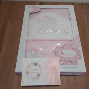 Capa de baño modelo unicornio