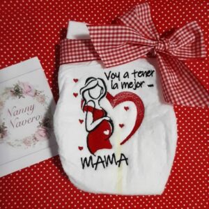 PAÑAL BORDADO PERSONALIZADO MAMÁ