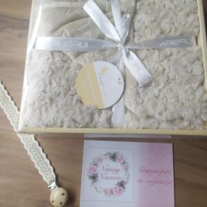 MANTITA INVIERNO CAMEL Y ESTRELLITAS PERSONALIZADA