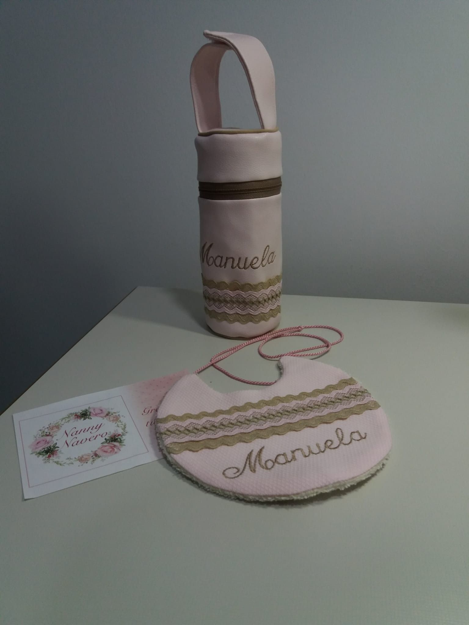 CANASTILLA PASEO PERSONALIZADA ROSA Y CAMEL