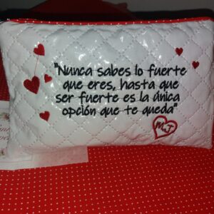 NECESER PERSONALIZADO PLASTIFICADO BLANCO FRASE