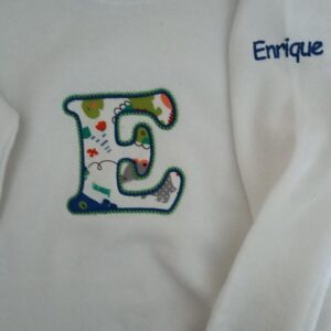 SUDADERA BLANCA PERSONALIZADA INICIAL
