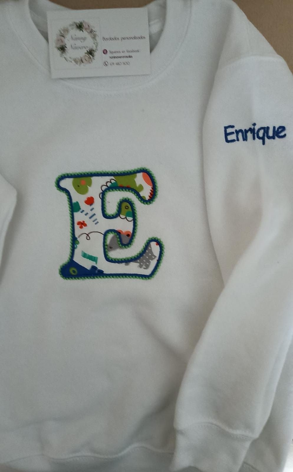 SUDADERA BLANCA PERSONALIZADA INICIAL