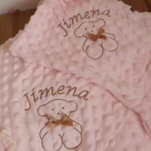 SET DE MANTITA BURBUJAS Y DOU-DOU PERSONALIZADA OSIITO