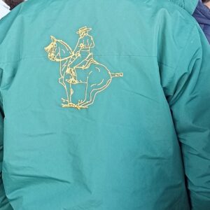 PARKA MUJER PERSONALIZADA JINETE ,NOMBRE Y HIERRO