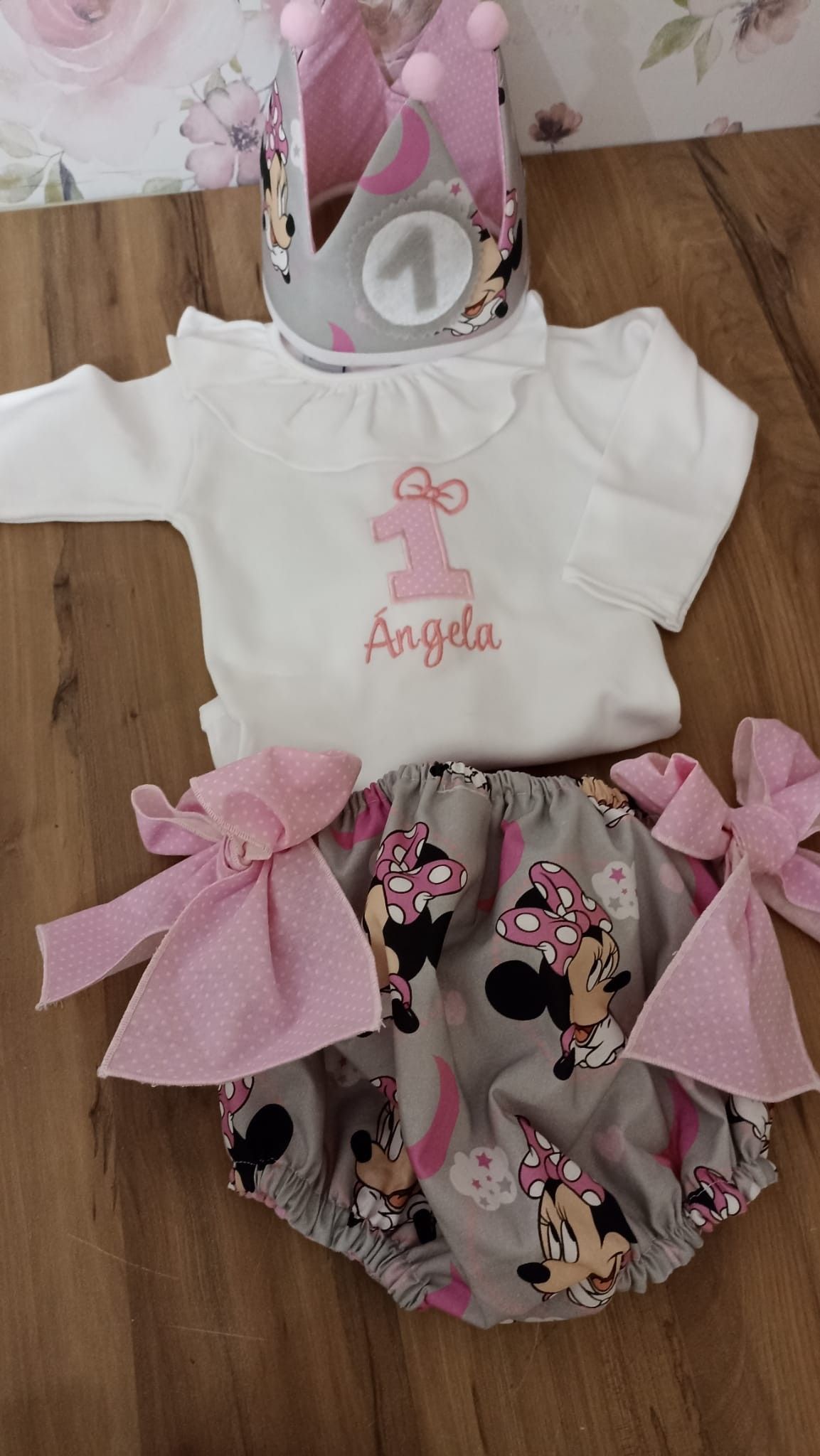 CONJUNTO COMPLETO CUMPLEAÑOS MODELO MINIE
