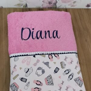 TOALLA PERSONALIZADA MODELO CHANCLAS